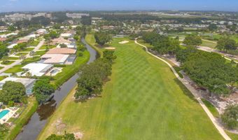 221 Orange Tree Dr, Atlantis, FL 33462