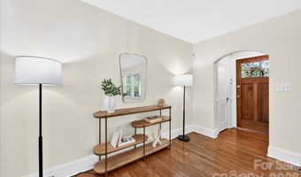 1333 Woodland Dr, Charlotte, NC 28205