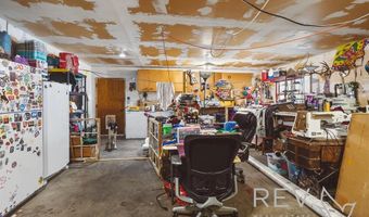 2525 Ina Ave, Cody, WY 82414