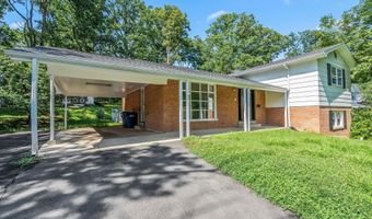 6828 WINTER Ln, Annandale, VA 22003