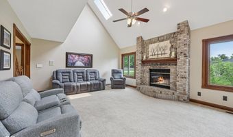 6983 White Oak Dr, Avon, IN 46123