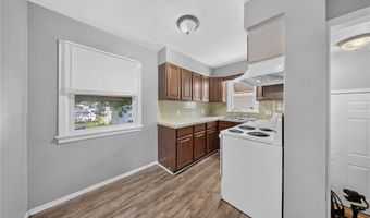 378 Hillwood Dr, Akron, OH 44320