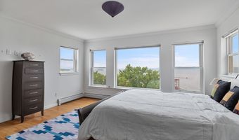 33 North Ave 12, Burlington, VT 05401
