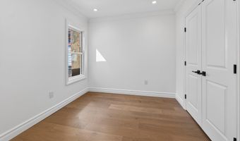 11 COLLEGE Ave, Annapolis, MD 21401