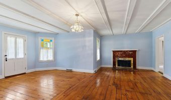 304 Central Blvd, Bayville, NJ 08721