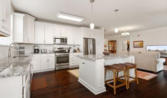 44589 YORK CREST Ter 300, Ashburn, VA 20147