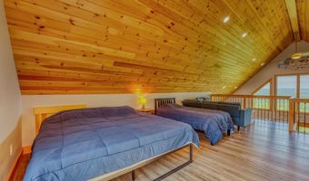28 Billbarb Rd, Carroll, NH 03598