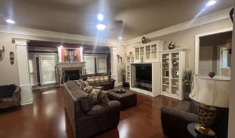 7720 E Worth Ave, Benton, AR 72019