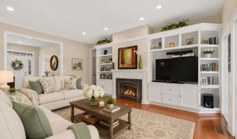 3220 Fairhaven Dr, Allegan, MI 49010