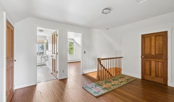 817 Gulf Rd, Barnard, VT 05031