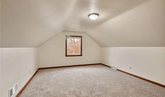 1605 6th St SE, Austin, MN 55912