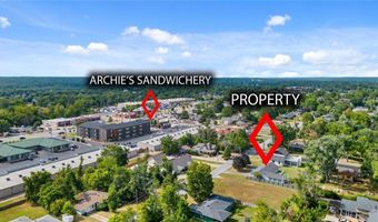 210 NW G St, Bentonville, AR 72712
