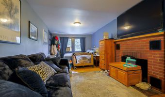 38 Border St, Amherst, NH 03031