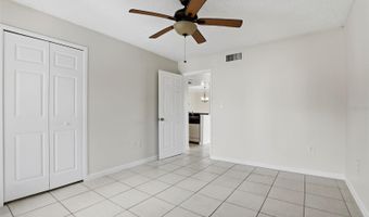 550 ORANGE Dr 5, Altamonte Springs, FL 32701