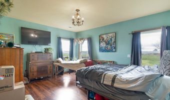 8990 PERRYDALE Rd, Amity, OR 97101