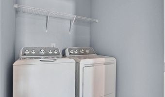 182 Captain Trl, Seville, OH 44273