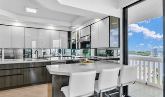 2000 Island Blvd 2006, Aventura, FL 33160