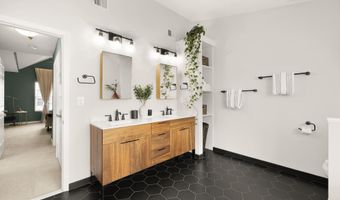 3034 S GLEBE Rd, Arlington, VA 22206