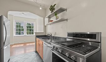 2737 DEVONSHIRE Pl NW 110, Washington, DC 20008