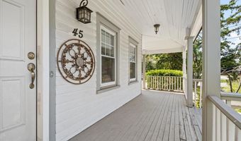 45 County Line Rd, Amityville, NY 11701
