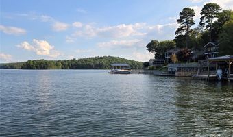 Shoreline Road 107, Badin Lake, NC 28127