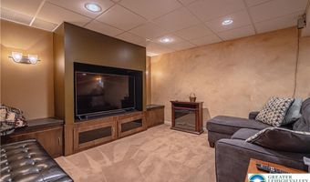 1276 Old Gate Rd, Allen, PA 18067