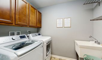 3756 Innesbrook Ct, Algonquin, IL 60102