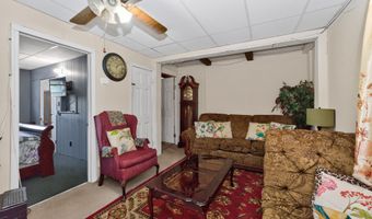 41 Chestnut St, Amsterdam, NY 12010