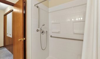 25 Washington St 9, Bristol, CT 06010