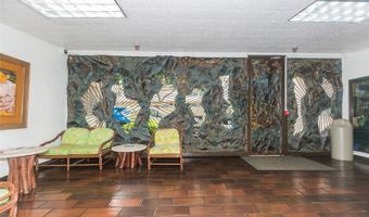 430 Keoniana St 114, Honolulu, HI 96815