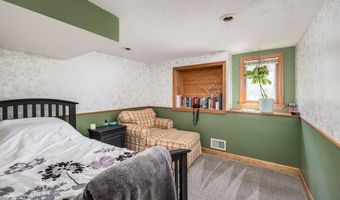 220 Chester Rd, Auburn, NH 03032