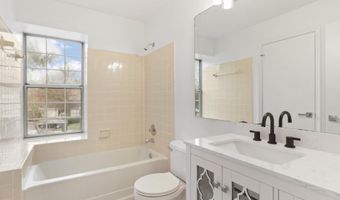 2403 S WALTER REED Dr S, Arlington, VA 22206