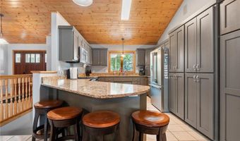 1109 Lakeview Ave, Alexandria, MN 56308