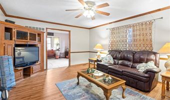 15120 Briarwood Dr, Basehor, KS 66007
