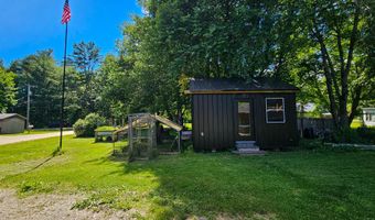 14 Helen St, Auburn, ME 04210