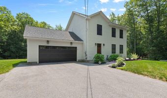 49 Hadlock Rd, Falmouth, ME 04105