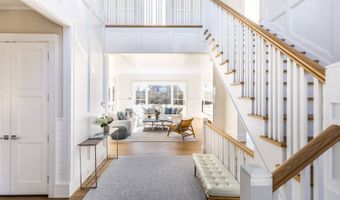 121 Hand Ln, Amagansett, NY 11930
