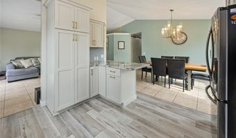 2515 E Primrose Ln, Altamont, IL 62411