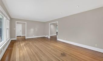 1040 Lindridge Dr NE, Atlanta, GA 30324