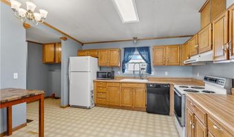 15038 Fairmount Rd, Basehor, KS 66007