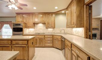 7112 NW 32nd St, Bethany, OK 73008