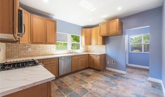 2041 W 29th Pl, Los Angeles, CA 90018