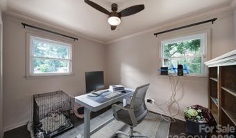 3335 Dunaire Dr, Charlotte, NC 28205