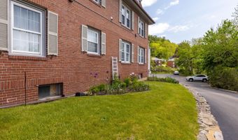 709 Central Ave 4, Dover, NH 03820