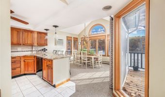 340 W Lakeshore Dr, Alloway, NJ 07422