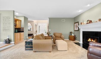 5715 Rosinweed Ln, Naperville, IL 60564