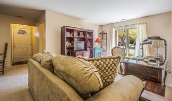 1385 Addington Ln, Ann Arbor, MI 48108