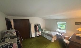 89 Hampton Ave, Albertson, NY 11507