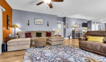 22 Flanders Dr, Barnegat, NJ 08005