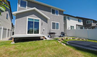 957 W MCKENNA, Bluffdale, UT 84065